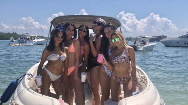 Crownline - Image 32
