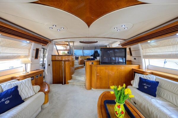 Mistral - Image 32
