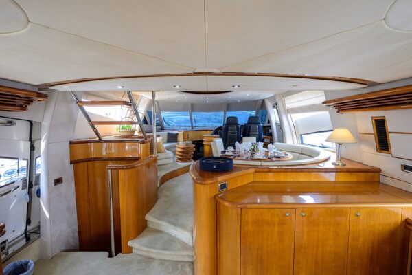 Mistral - Image 28