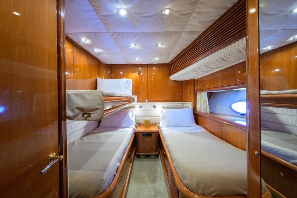 Mistral - Image 19