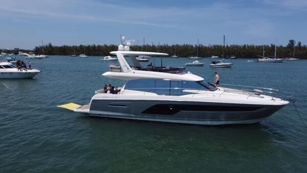 Prestige 65 - Image 3