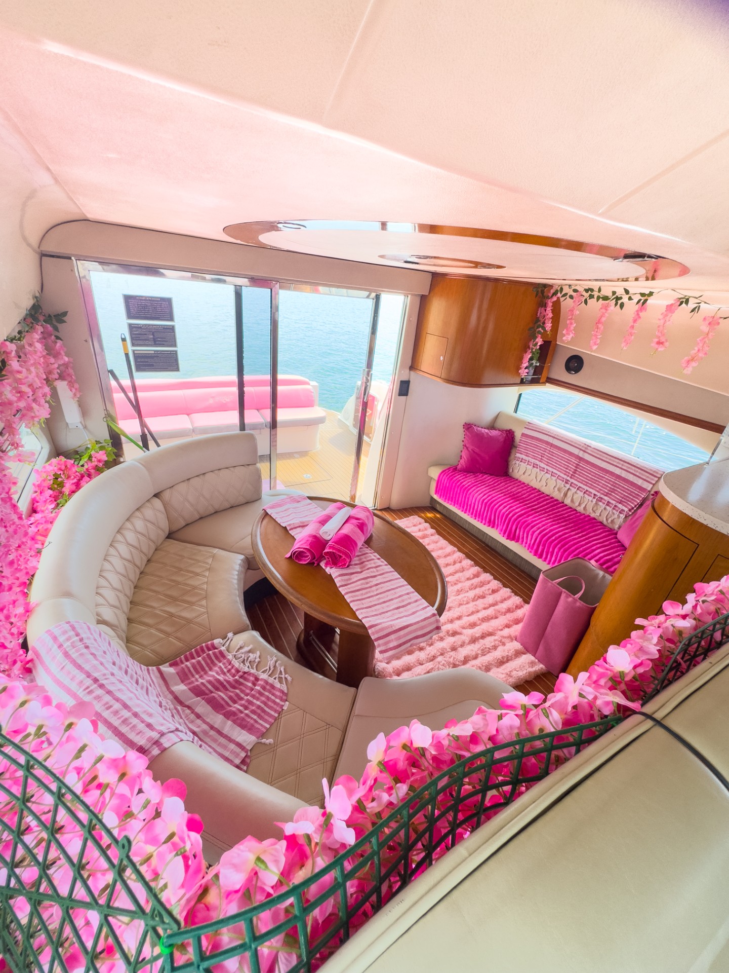 Rodman 48 - Image 19