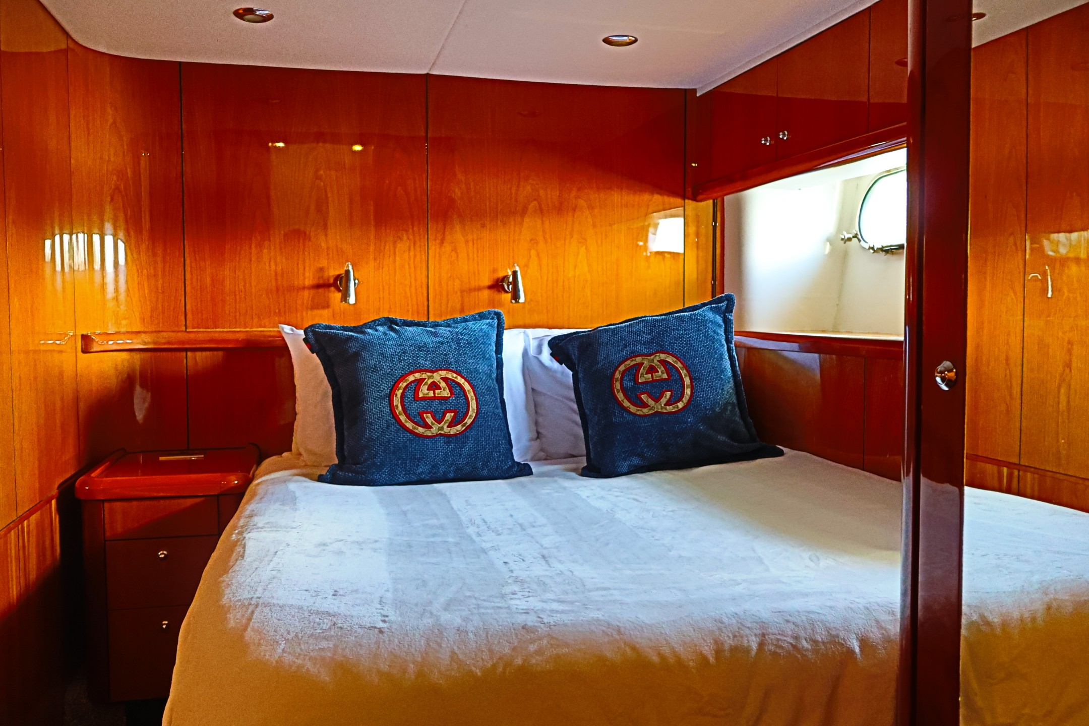 Deep Blue - Image 21